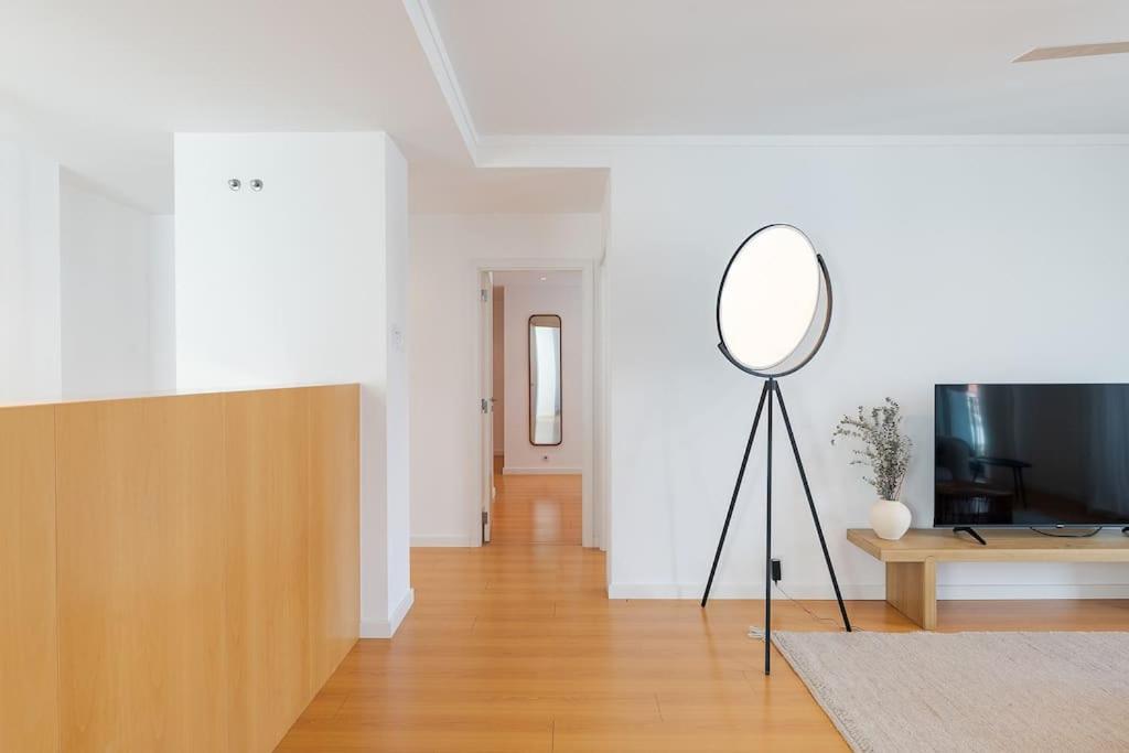 For The Lovers- Downtown Lisbon- Free Parking Appartement *