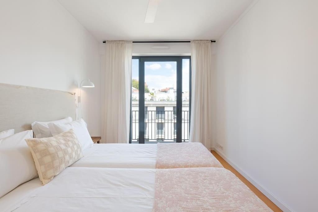 For The Lovers- Downtown Lisbon- Free Parking Appartement *